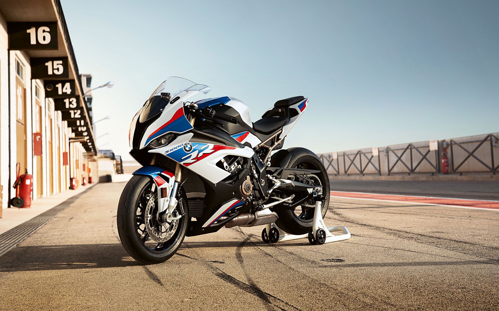 ใหม่ New Bmw S1000rr 2020 รีวิว ราคา ตารางผ่อน ดาวน์ รถมอเตอร์ไซค์บิ๊ก